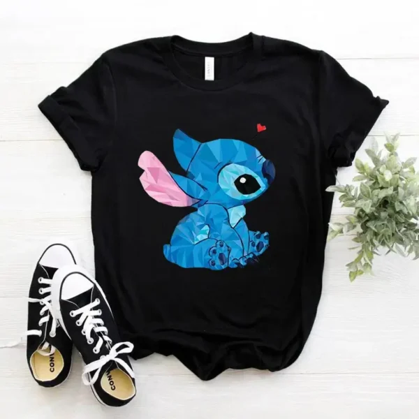 camiseta negra stitch