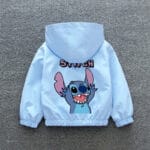 chaqueta impermeable stitch