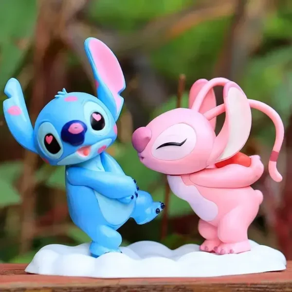 figura stitch y angel