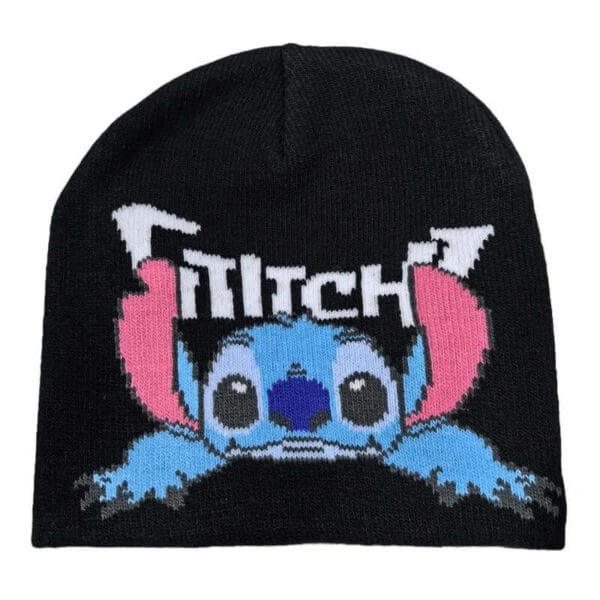 gorro negro con stitch